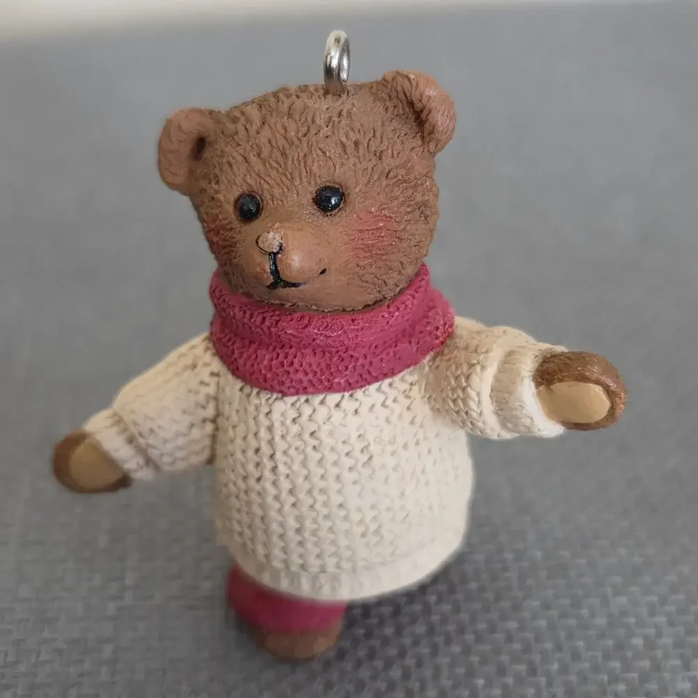 Hallmark Snow Cub Club Gracie Dexter Calvin Wendy Bears Ornaments 2002